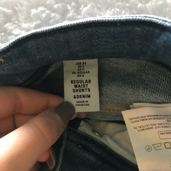 H&M SHORTS - Picture 2 of 2